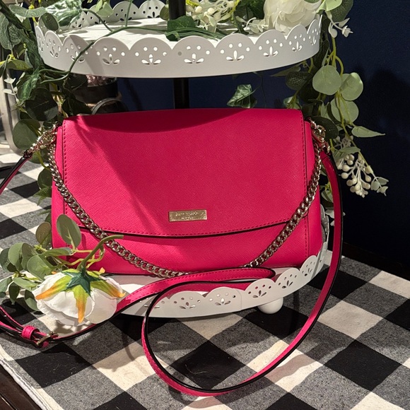 kate spade Handbags - Kate Spade Vibrant Pink Crossbody Bag